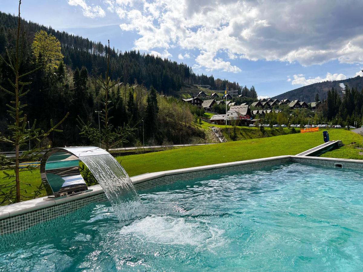 Hotel Skilandhouse Boekovel Buitenkant foto