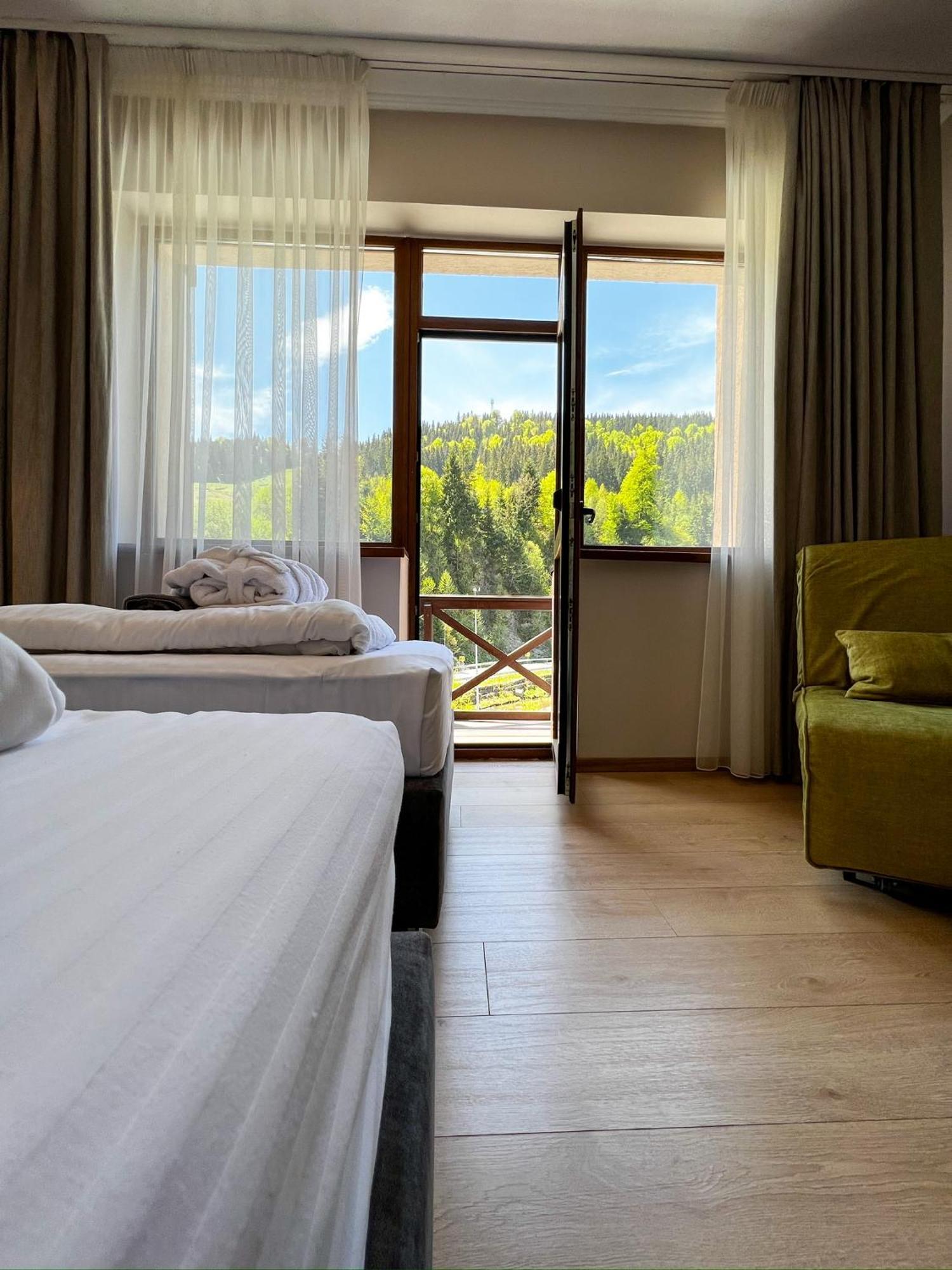 Hotel Skilandhouse Boekovel Buitenkant foto